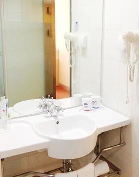 Hanting Hotel Changchun Qimao City Exterior foto